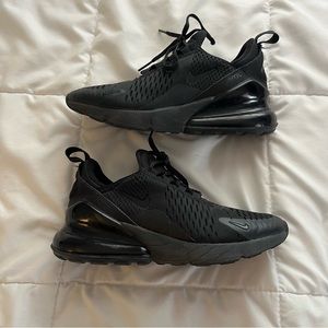 Nike 270 youth sneakers